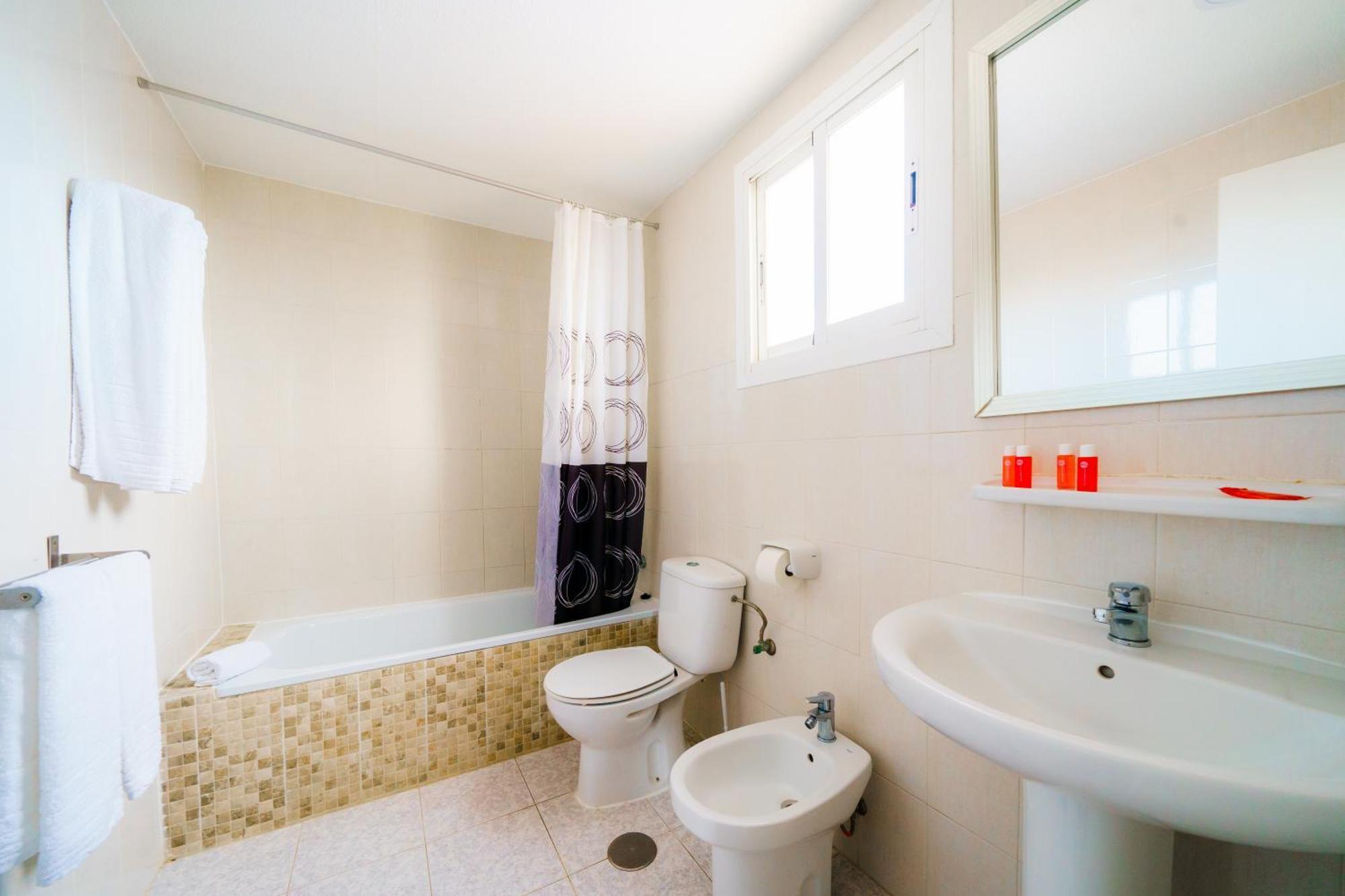 Apartamentos El Faro By Mc Benidorm Zewnętrze zdjęcie