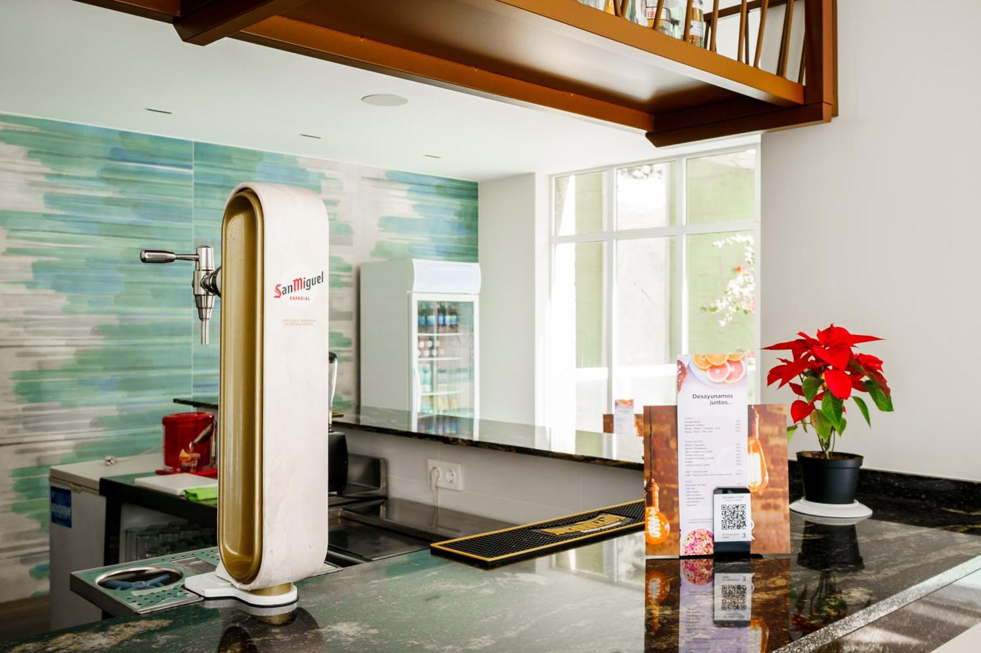 Apartamentos El Faro By Mc Benidorm Zewnętrze zdjęcie